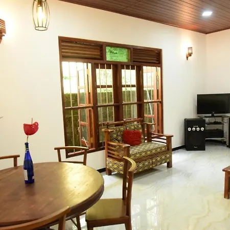 Sanjee Villa Hikkaduwa Exterior photo
