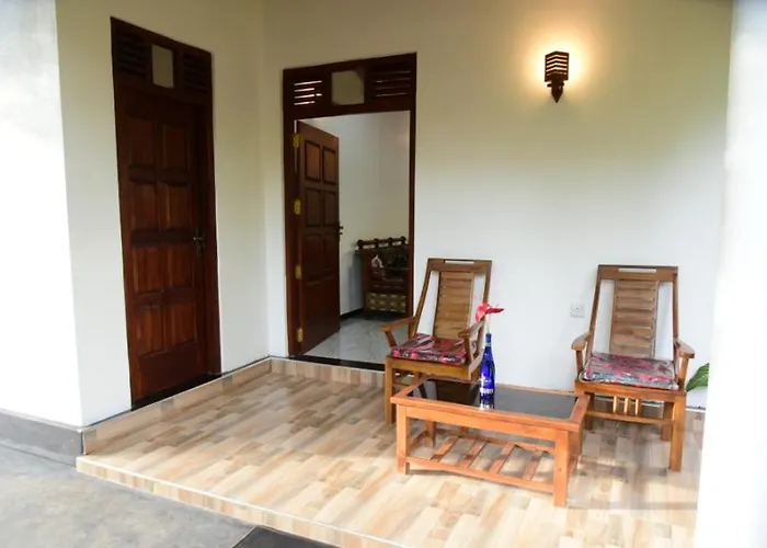 Sanjee Villa Hikkaduwa